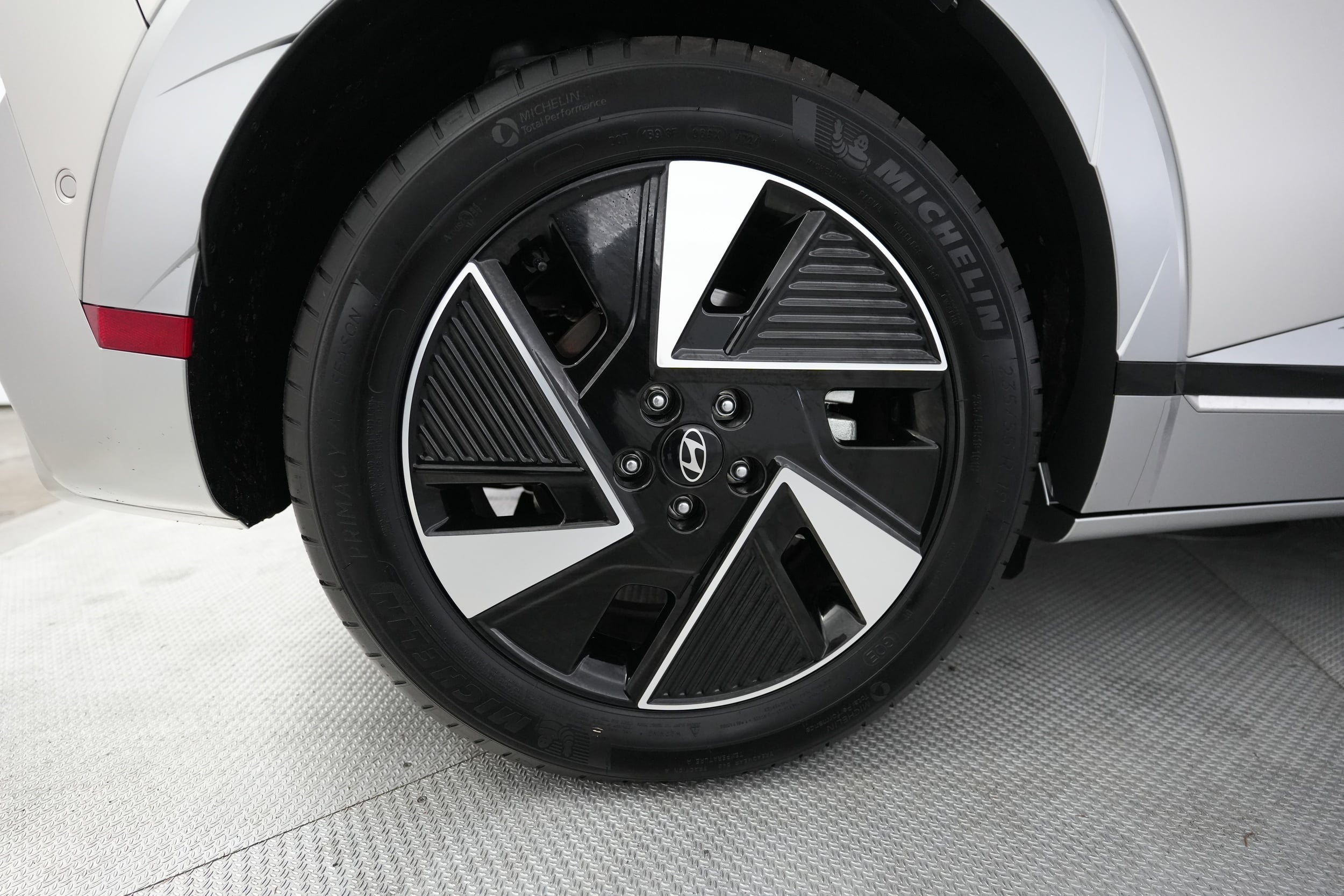 2025 Hyundai IONIQ 5