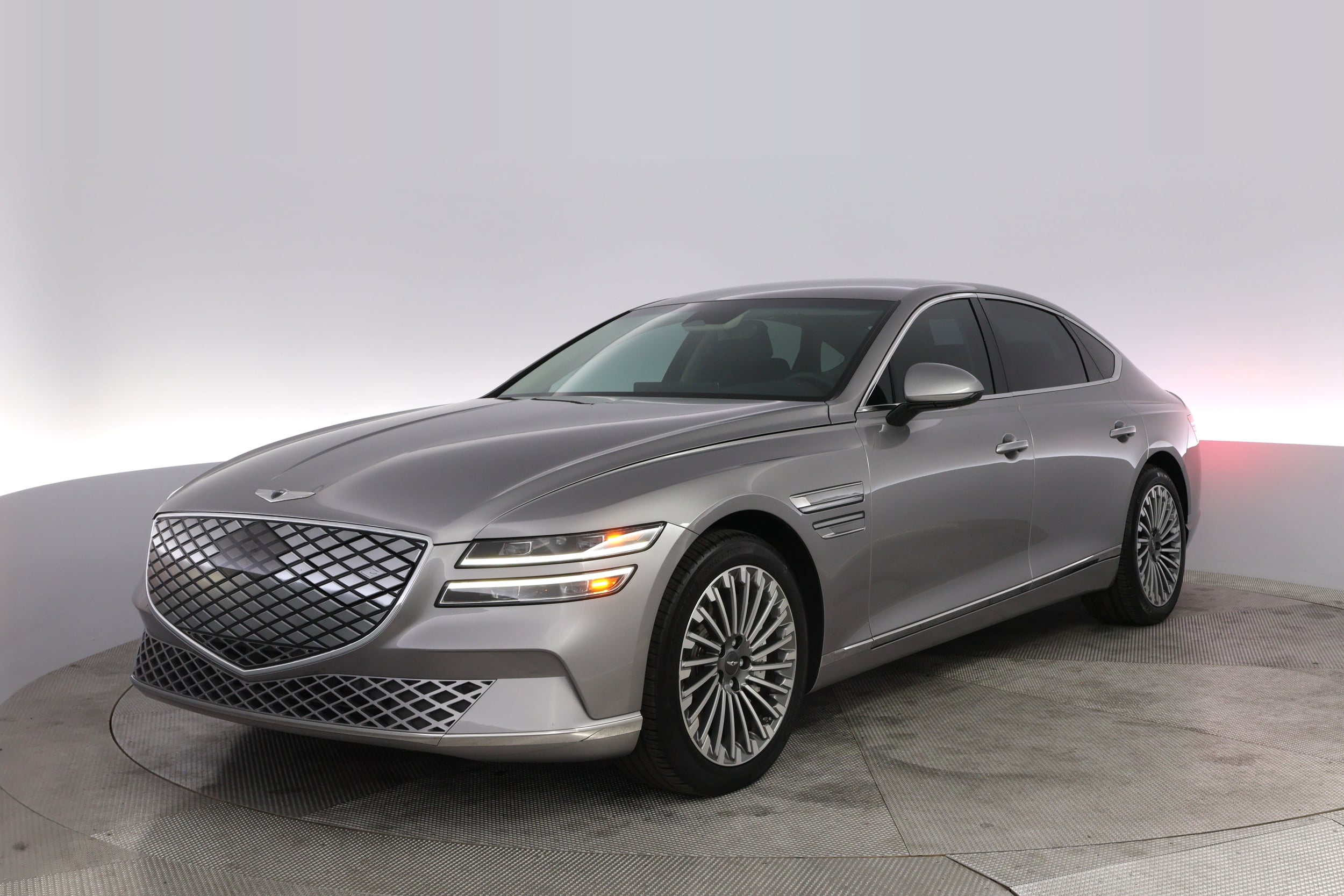 2024 Genesis Electrified G80