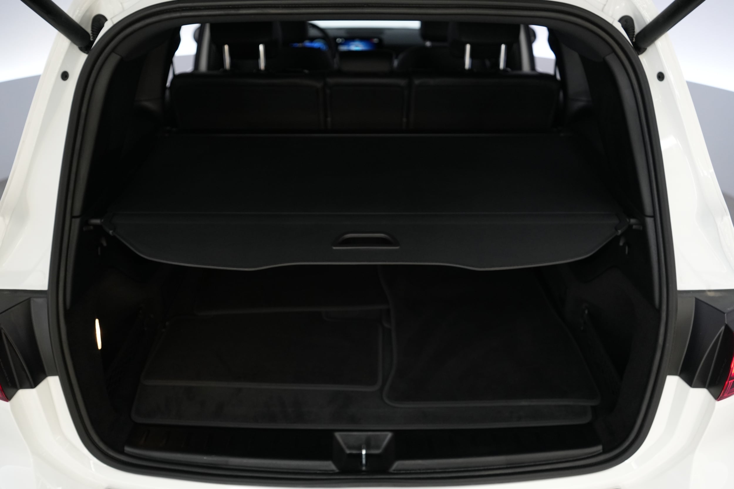 2025 Mercedes-Benz EQB