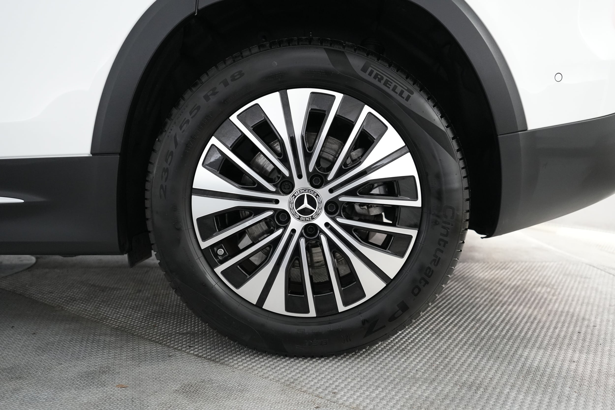 2025 Mercedes-Benz EQB