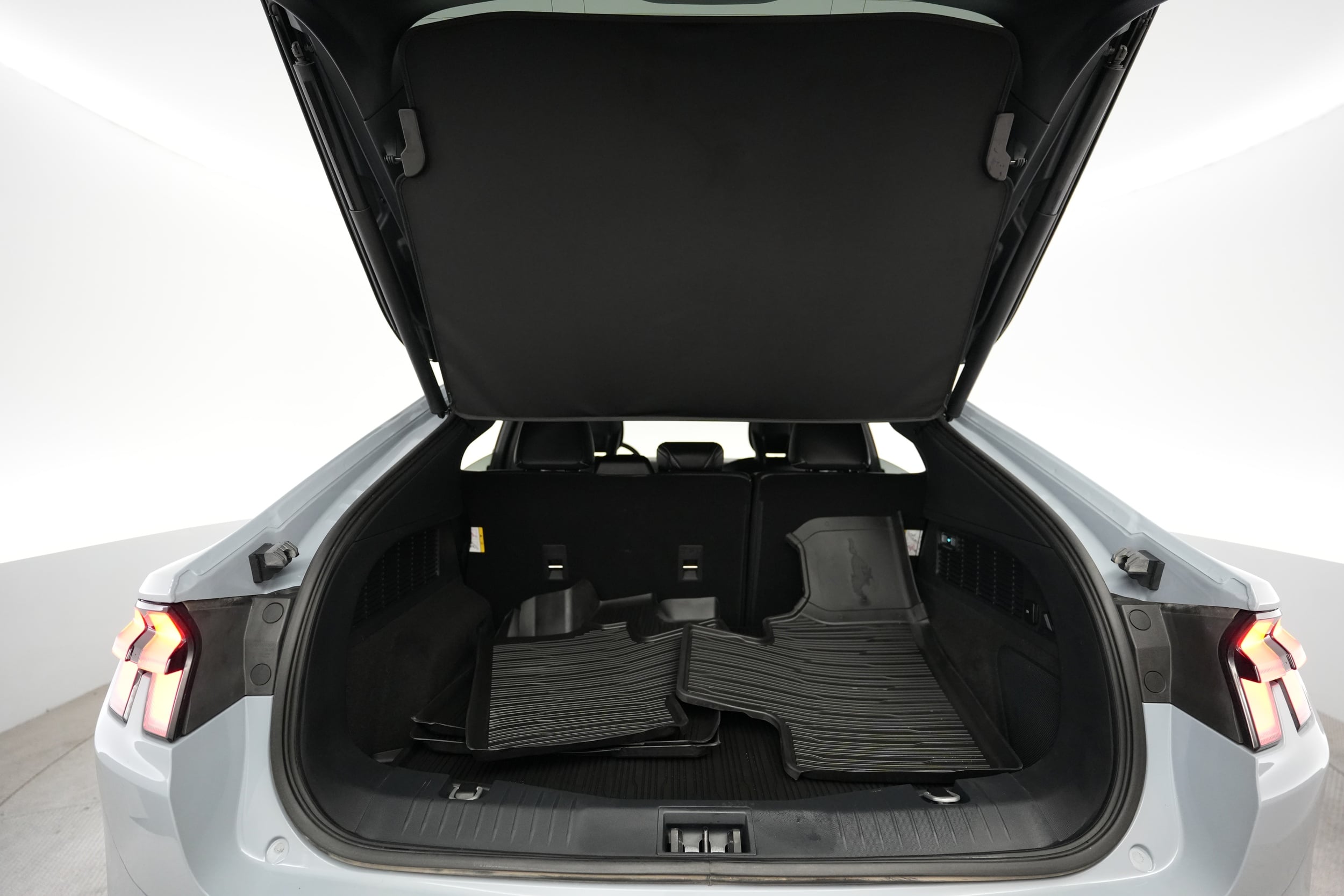 2025 Ford Mustang Mach-E