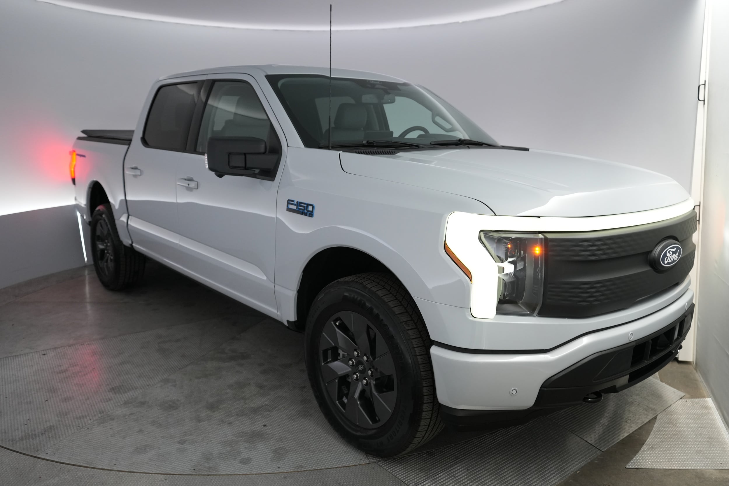 2025 Ford F-150 Lightning